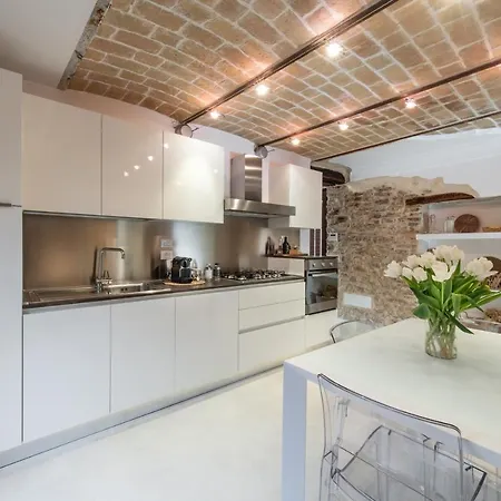 Borgo Baccile By Vini Fantini Hotel 3*