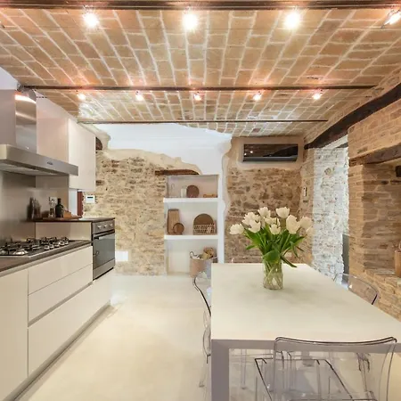 Borgo Baccile By Vini Fantini Otel 3*