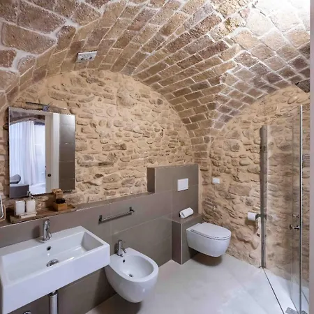 Borgo Baccile By Vini Fantini Crecchio