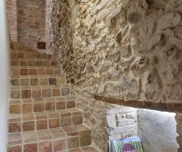 Borgo Baccile By Vini Fantini 3*