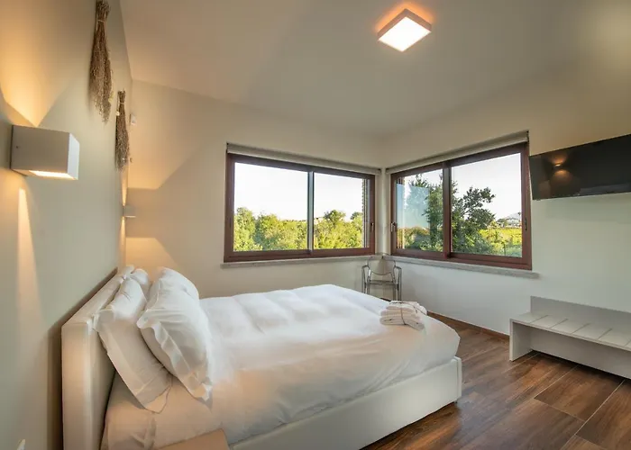 Hotel Borgo Baccile By Vini Fantini 3*