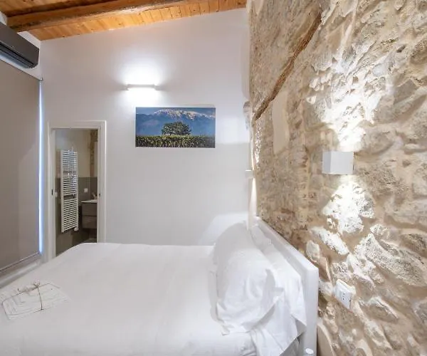 Borgo Baccile By Vini Fantini Hotel 3*