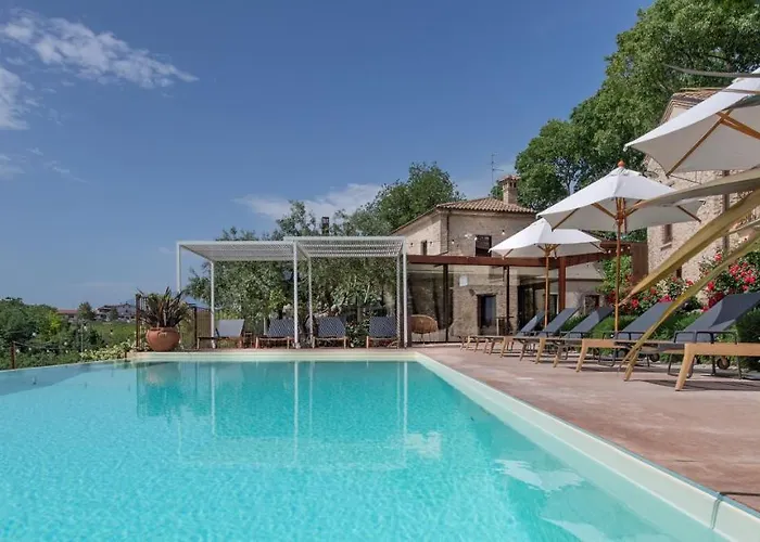 Borgo Baccile By Vini Fantini Crecchio