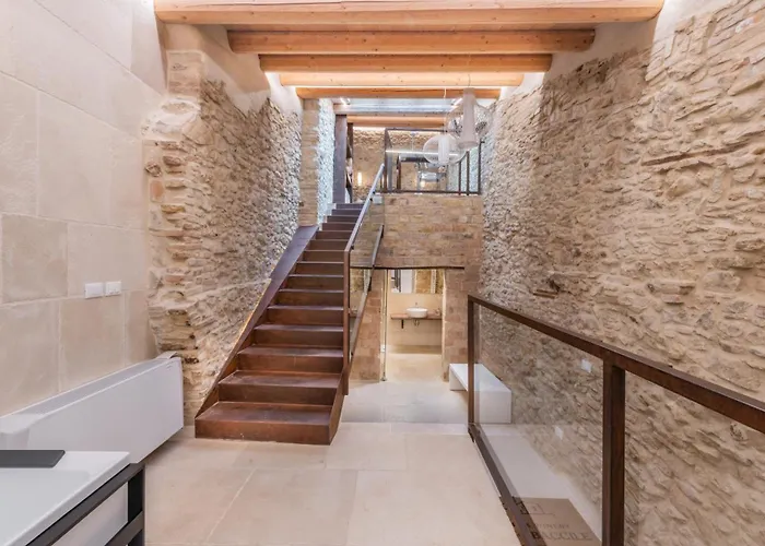 Borgo Baccile By Vini Fantini Crecchio